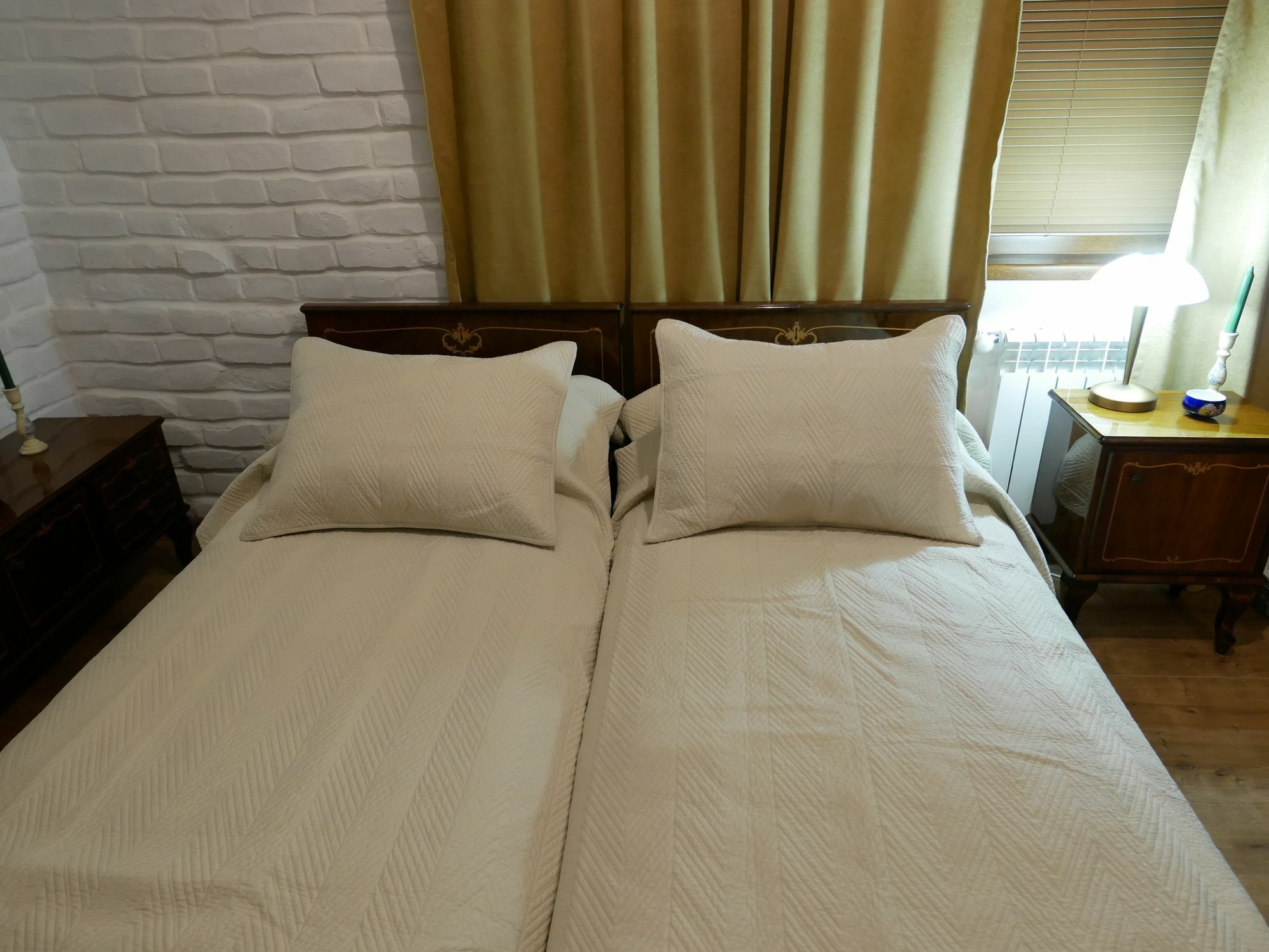 My Garden Hotel Tbilisi Eksteriør billede